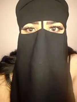 madleen Mm online show from May 2026 11:49:01 AM
