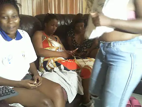 BLACK-VELVET22 online show from February 2026 11:00:02 AM