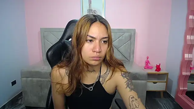 Andrea ch01 online show from March 2026 12:50:02 PM