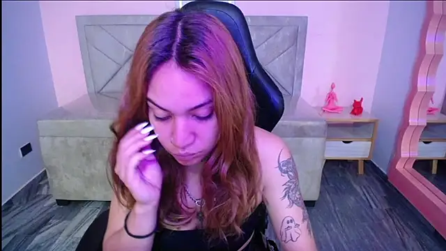 Andrea ch01 online show from February 2026 07:35:02 PM