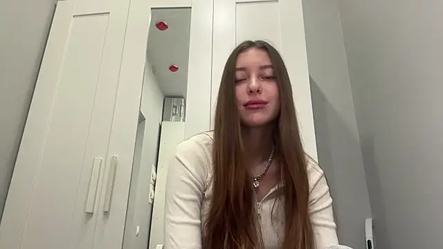 Snapshot of selena_favn chatting on March 2026 02:12:02 AM selena favn online show from March 2026 02:12:02 AM