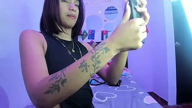 Snapshot of sapphire_brown20 chatting on July 2026 09:15:01 PM sapphire brown20 online show from July 2026 09:15:01 PM