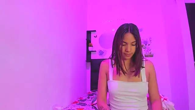 sapphire brown20 online show from April 2026 01:53:01 AM