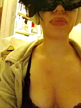 Snapshot of lily2022 chatting on February 2026 09:15:01 PM lily2022 online show from February 2026 09:15:01 PM