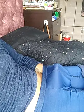 Andcas041 online show from April 2026 03:58:01 PM