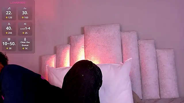 BeckaBlue online show from April 2026 01:02:01 PM