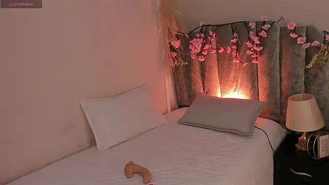 BeckaBlue online show from April 2026 01:07:01 PM