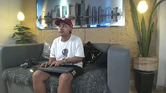 Noha  scott online show from March 2026 02:41:02 PM