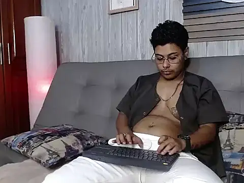 Noha  scott online show from March 2026 02:32:02 PM