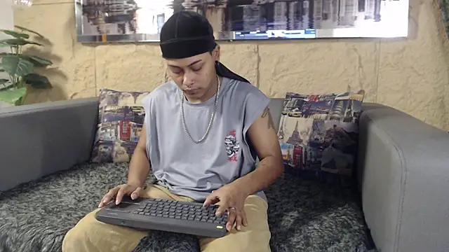 Noha  scott online show from March 2026 02:13:01 PM