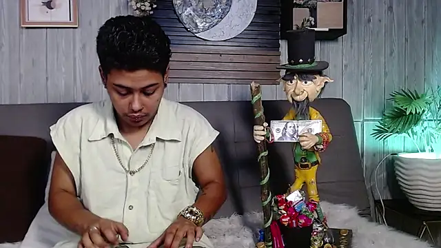 Noha  scott online show from March 2026 01:03:02 PM