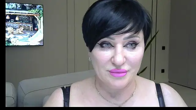 Kleotempt online show from April 2026 07:21:01 PM