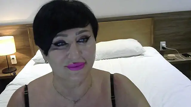 Kleotempt online show from June 2026 05:45:02 PM