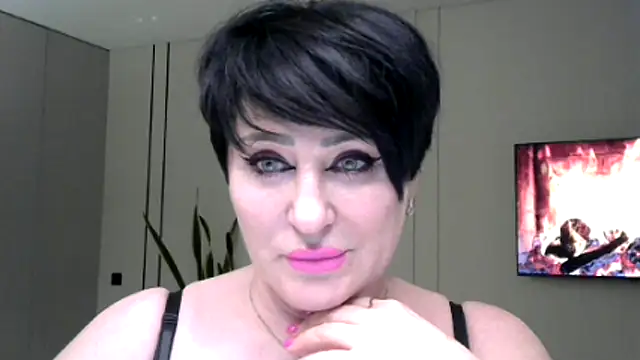 Kleotempt online show from March 2026 07:03:01 PM