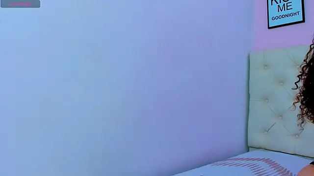 CassieBooker online show from March 2026 09:33:01 PM