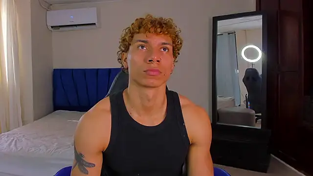 adam smiith1 online show from March 2026 01:40:02 PM