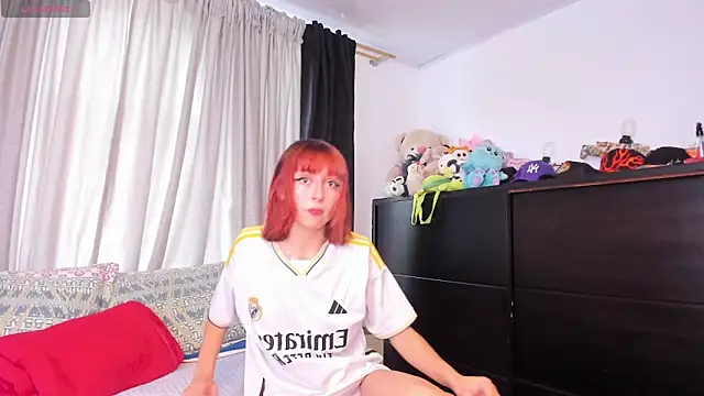 dafnne  hall online show from March 2026 03:15:02 PM