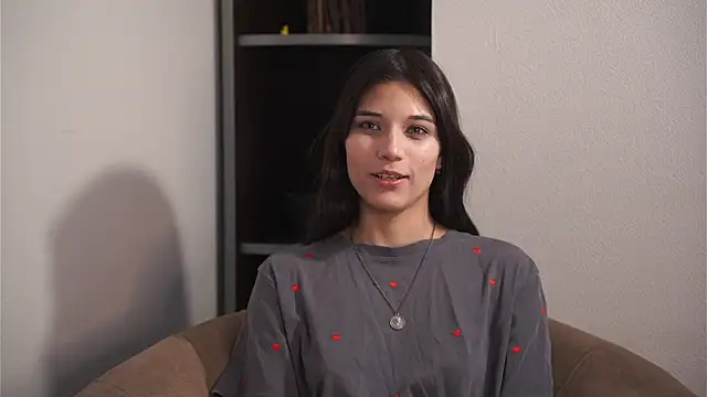 Snapshot of CaroylnPaiva chatting on February 2026 08:47:01 AM CaroylnPaiva online show from February 2026 08:47:01 AM