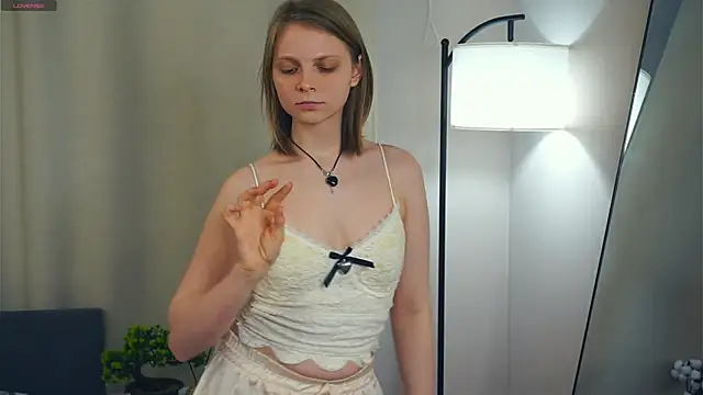 AmmieObarr online show from March 2026 08:47:01 AM