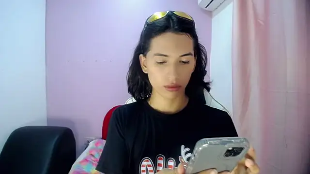 Larry craft online show from March 2026 08:10:01 PM