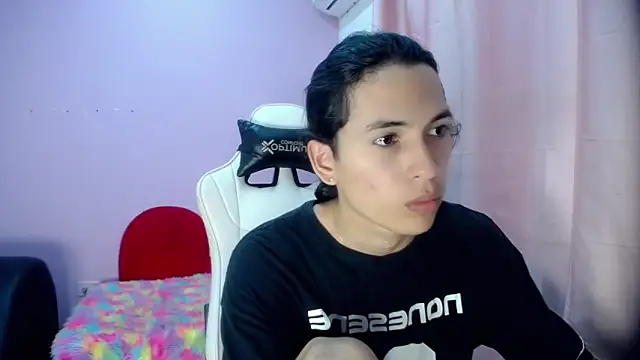 Larry craft online show from March 2026 08:16:01 PM