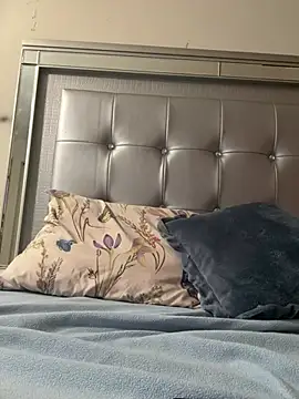 Snapshot of KimberlyBrenda chatting on March 2026 07:25:02 PM KimberlyBrenda online show from March 2026 07:25:02 PM