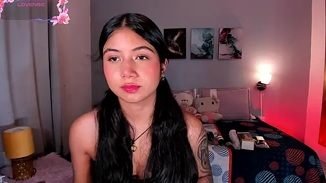 KimTaylorW online show from May 2026 03:13:01 AM