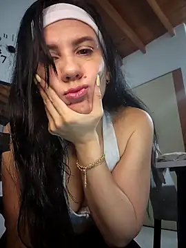 sashaaqueen online show from April 2026 02:24:01 AM