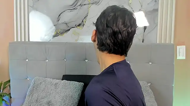 Snapshot of Eros_Lux chatting on April 2026 12:18:02 PM Eros Lux online show from April 2026 12:18:02 PM