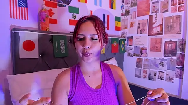 Snapshot of violeta_blaze1 chatting on June 2026 10:32:02 AM violeta blaze1 online show from June 2026 10:32:02 AM