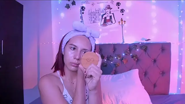 violeta blaze1 online show from March 2026 10:36:01 AM