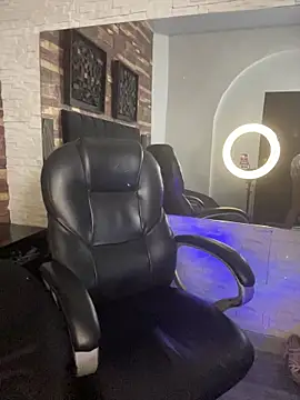 kendra leroy online show from March 2026 10:33:01 PM