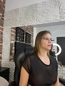 kendra leroy online show from March 2026 11:36:02 PM