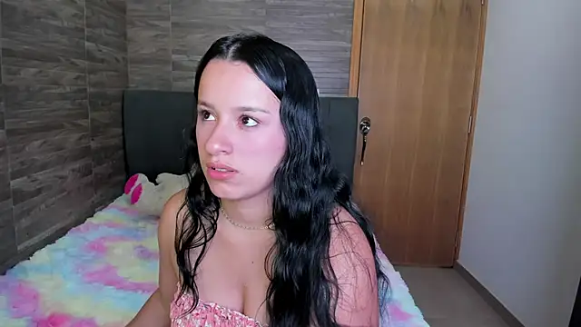 Miia belll online show from May 2026 02:03:01 AM