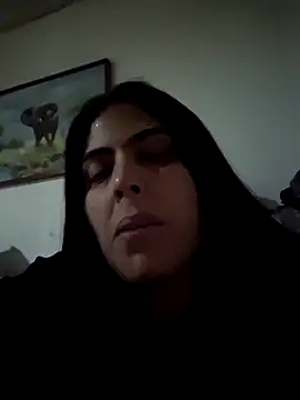 Perla bella online show from February 2026 12:43:01 AM