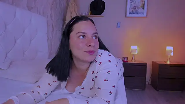 Dollhell online show from April 2026 11:28:02 AM