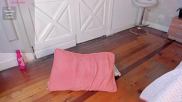 Arii wilde online show from March 2026 12:23:01 PM