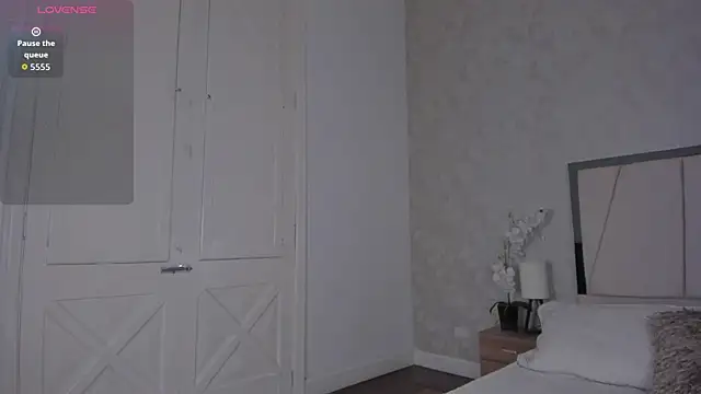 Arii wilde online show from March 2026 12:39:01 PM