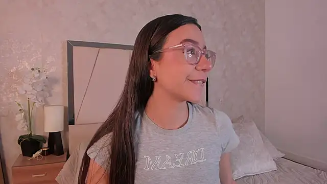 Arii wilde online show from June 2026 12:14:01 PM