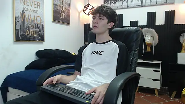 trevor mob online show from May 2026 06:35:01 PM