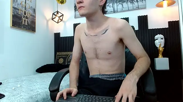 Snapshot of trevor_mob chatting on June 2026 05:41:01 PM trevor mob online show from June 2026 05:41:01 PM