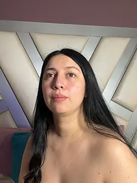 Snapshot of Ashleeyprincess01 chatting on May 2026 01:19:01 PM Ashleeyprincess01 online show from May 2026 01:19:01 PM