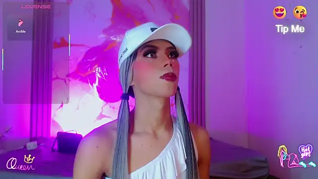 Gema Jones  online show from April 2026 07:33:01 PM