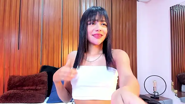 Laila-Miller online show from March 2026 03:17:02 AM