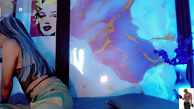 Emma Boms online show from April 2026 11:33:01 AM