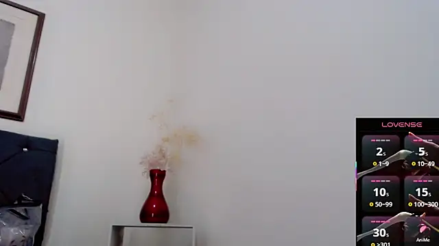 Emma Boms online show from March 2026 03:23:01 AM