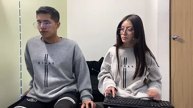 ScorpionDark11 online show from April 2026 12:45:02 AM