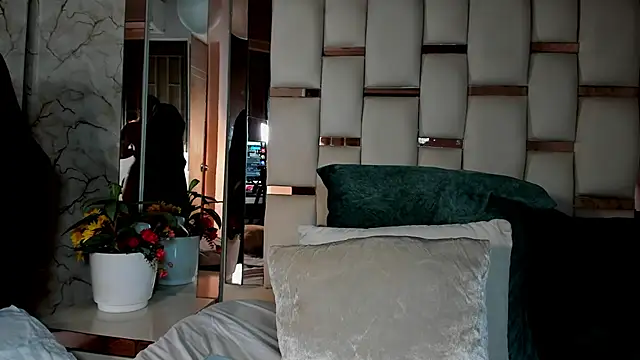 dulce lyraa1 online show from March 2026 08:05:02 PM