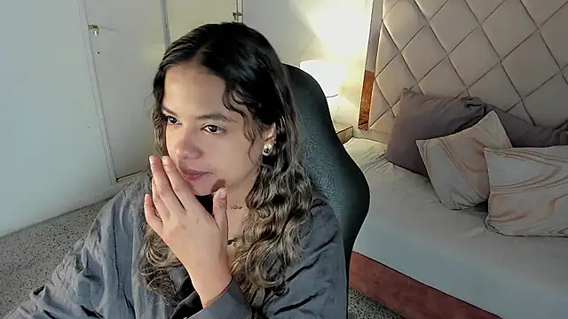 dulce lyraa1 online show from March 2026 04:11:01 AM