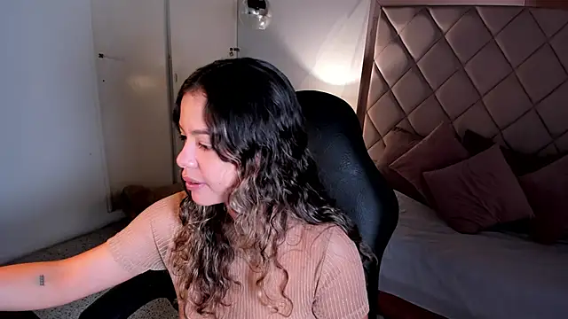 dulce lyraa1 online show from June 2026 05:12:02 AM